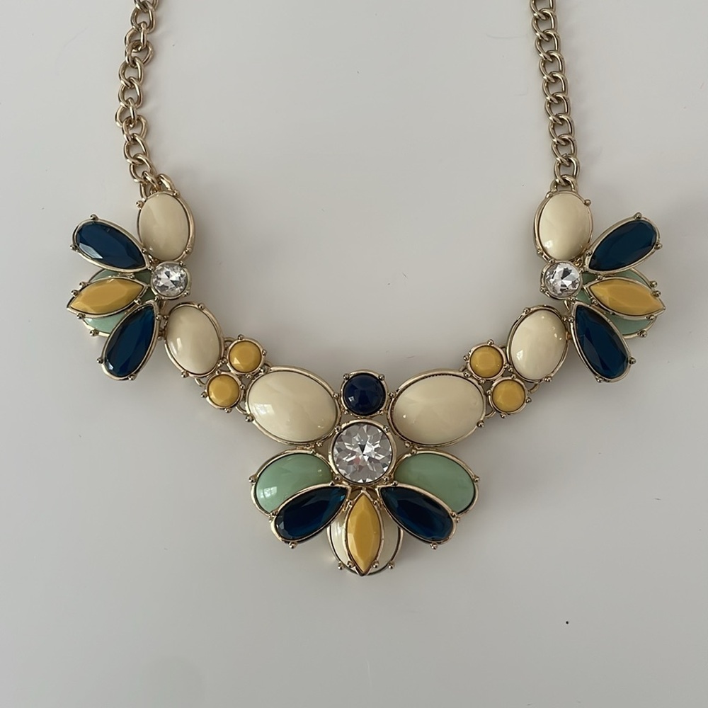 Talbots Necklace - Picture 2 of 5